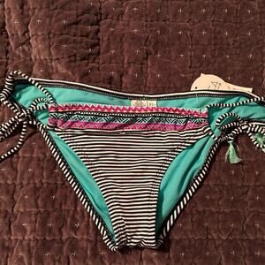 NWT Amica bikini bottoms sz M